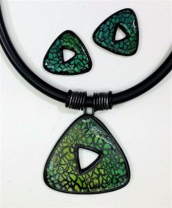 Holy CaBezel Jewelry Mold-Carolyn Design with Crackle Veneer Insert